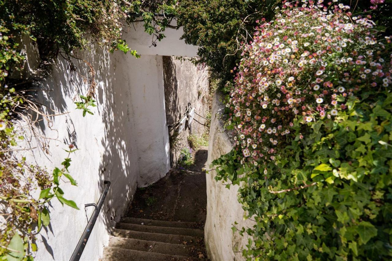 Gulls Rest - Charming Cottage In The Heart Of Historic Dartmouth Ngoại thất bức ảnh